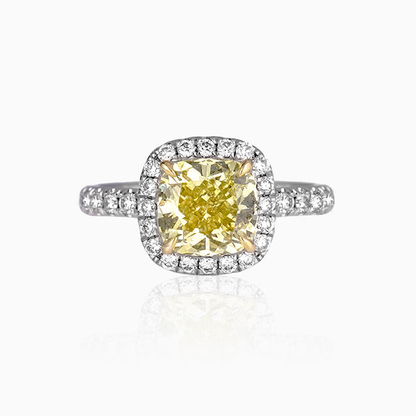 Wonderland Collection 3.18ct Yellow Diamond Ring