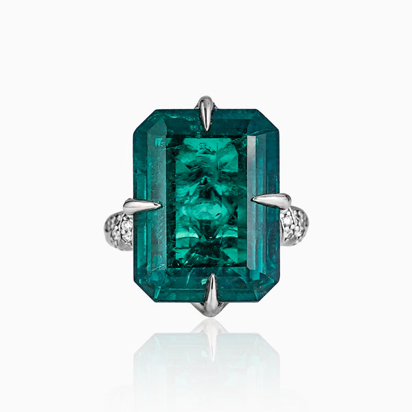 Regalia Collection 17ct Emerald and 0.3ct Diamond Ring